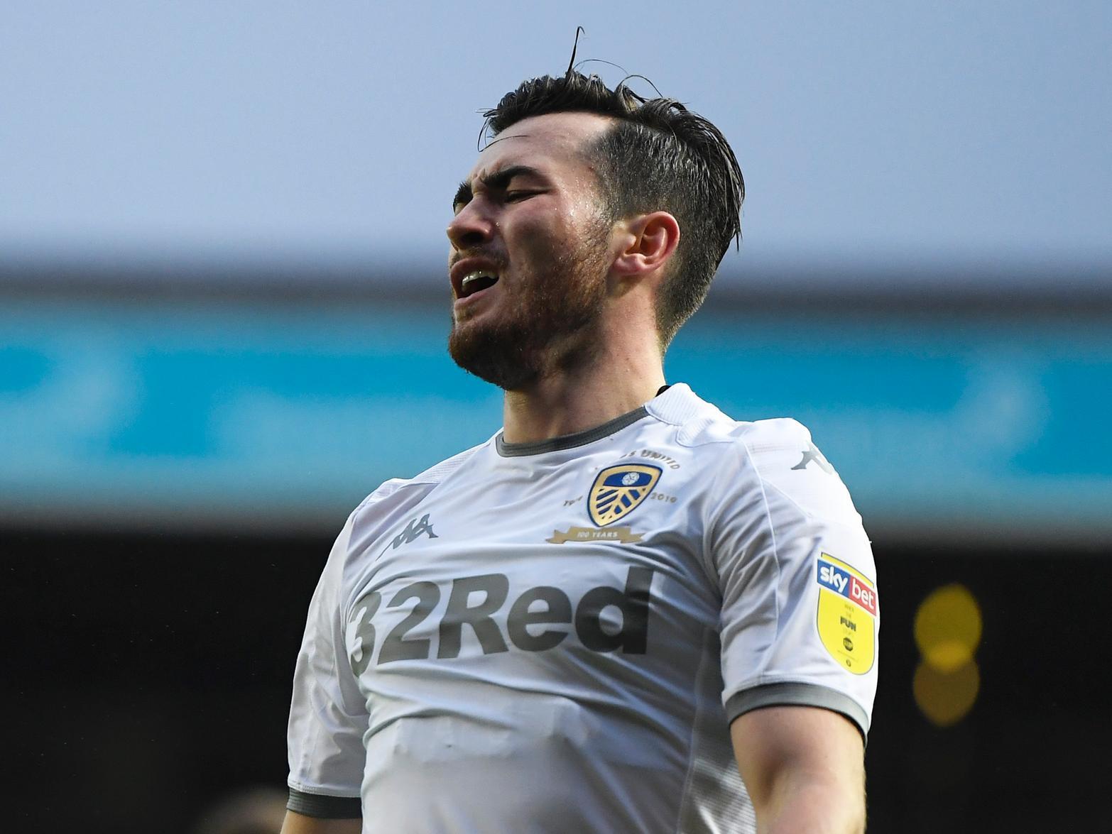 Manchester City winger Jack Harrison has told friends that he wants to join Leeds United on a permanent deal in the summer. (Football Insider)