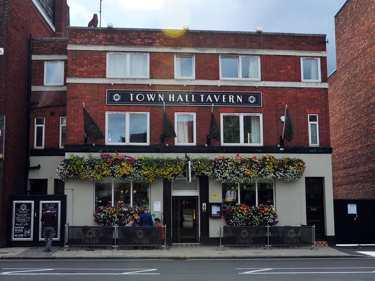 The city centre's Town Hall Tavern came eighth on the list. One TripAdvisor reviewer said they were "Best fish and chips ever in a pub."