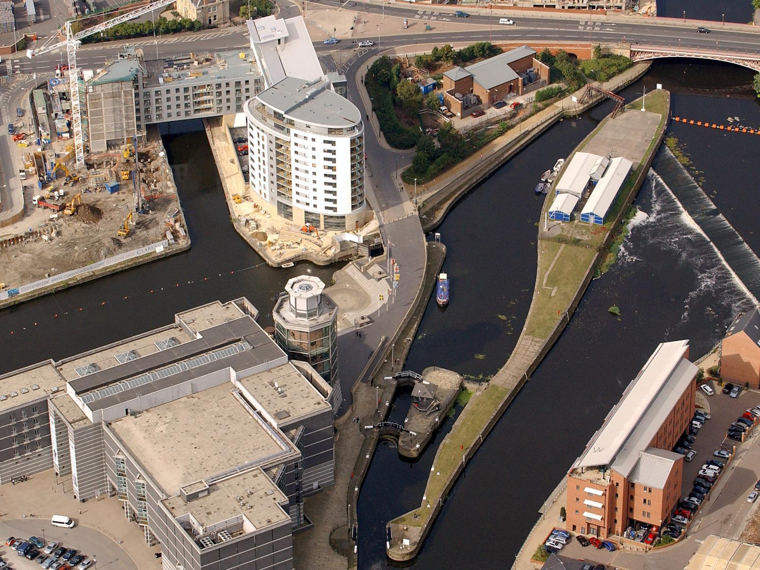 Recognise this landmark? Clue - it opened in 1996.