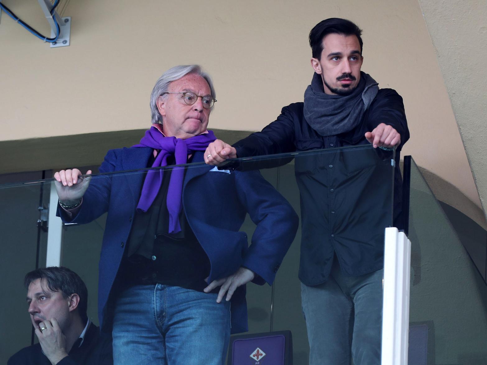 Rumours suggesting that Sheffield Wednesday could be sold to ex-Fiorentina owner Diego Della Valle have been quashed, with reporter Alan Nixon claiming Dejphon Chansiri currently has no plans to sell.(The Sun)