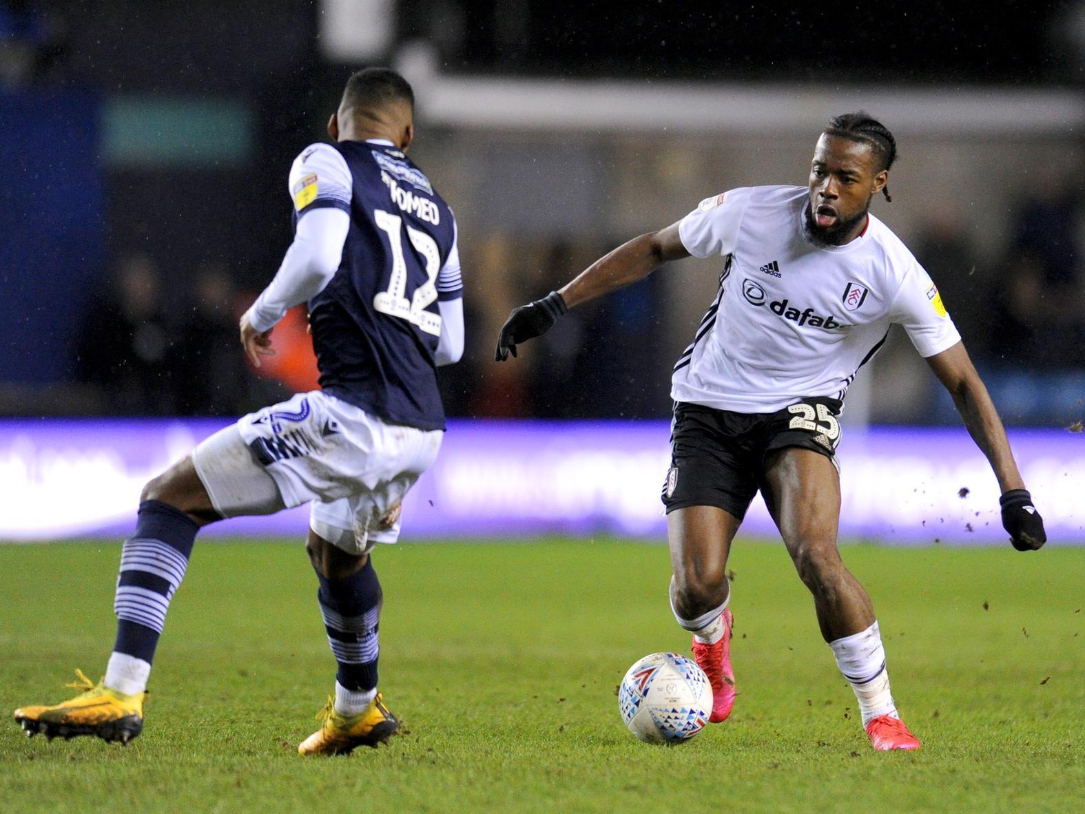 Fulham's hopes of reaching the play-offs have taken a blow, with key midfielder Josh Onomah being ruled out for six weeks after undergoing surgery on a knee injury. (BBC Sport)