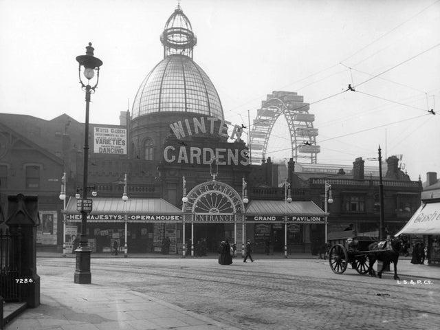 The entrance to Winter Gardens pavilion in 1903.