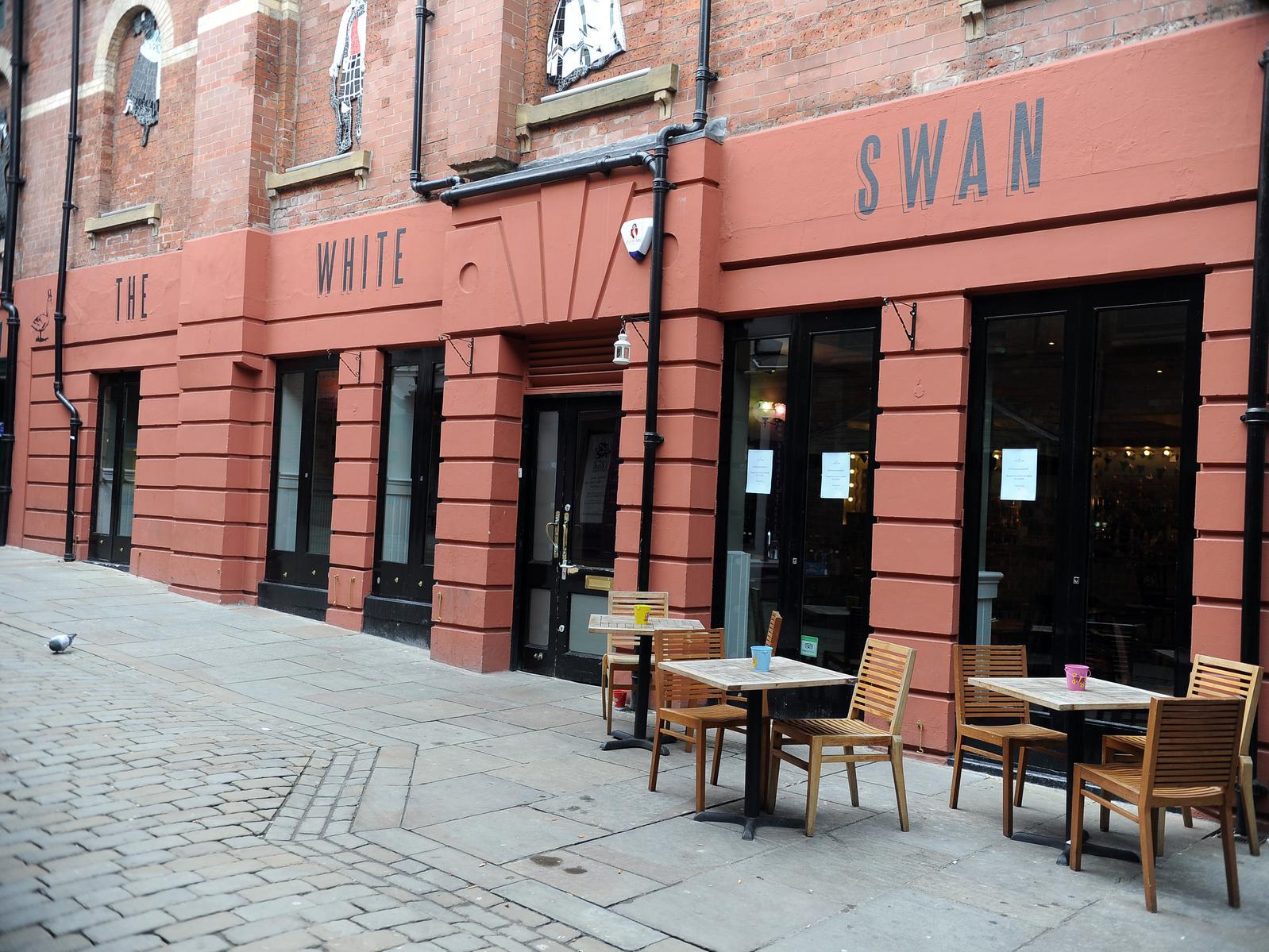 The White Swan, tucked up an alley near off Brigatte and opposite the City Varieties, came fourth on the list.(2013 pic)