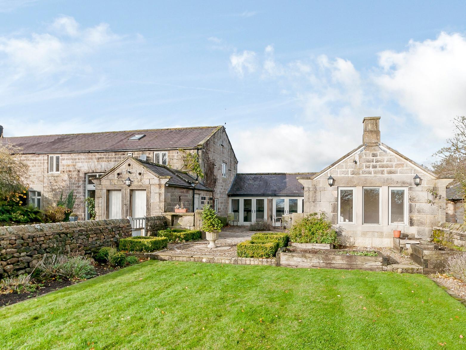 A superb barn conversion providing spacious 4/5 bedroom accommodation, set amidst attractive gardens, enjoying excellent views over beautiful Nidderdale countryside.