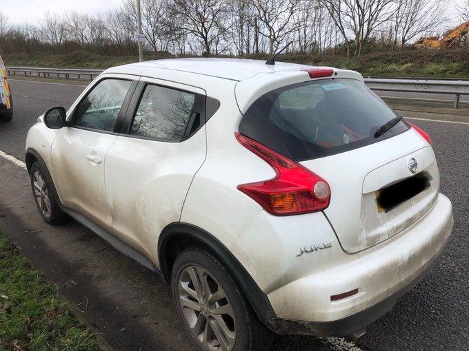 The driver of this car in Blackpool was wanted for failing to appear at court for drug driving offences. Unfortunately they also failed the roadside drug wipe for cannabis and had 2x young children in the car. Driver arrested.