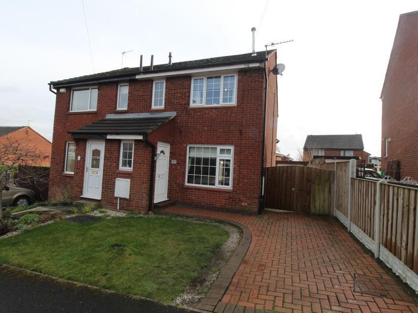 This three bedroom home has been presented to the highest standard and is ideally suited to families and young professionals looking to settle near Leeds, with easy access to the city centre and the motorway. Price: 175,000 GBP