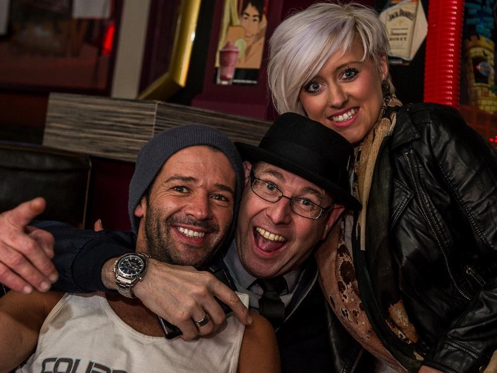 Lee, Shaun & Emma in Vegas Bar.
