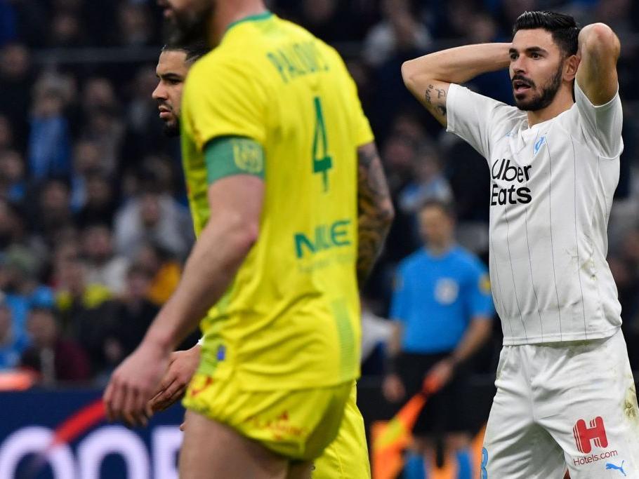 Aston Villas chances of landing Marseille midfielder Morgan Sanson rest on whether they will retain their Premier League status. (Birmingham Live)