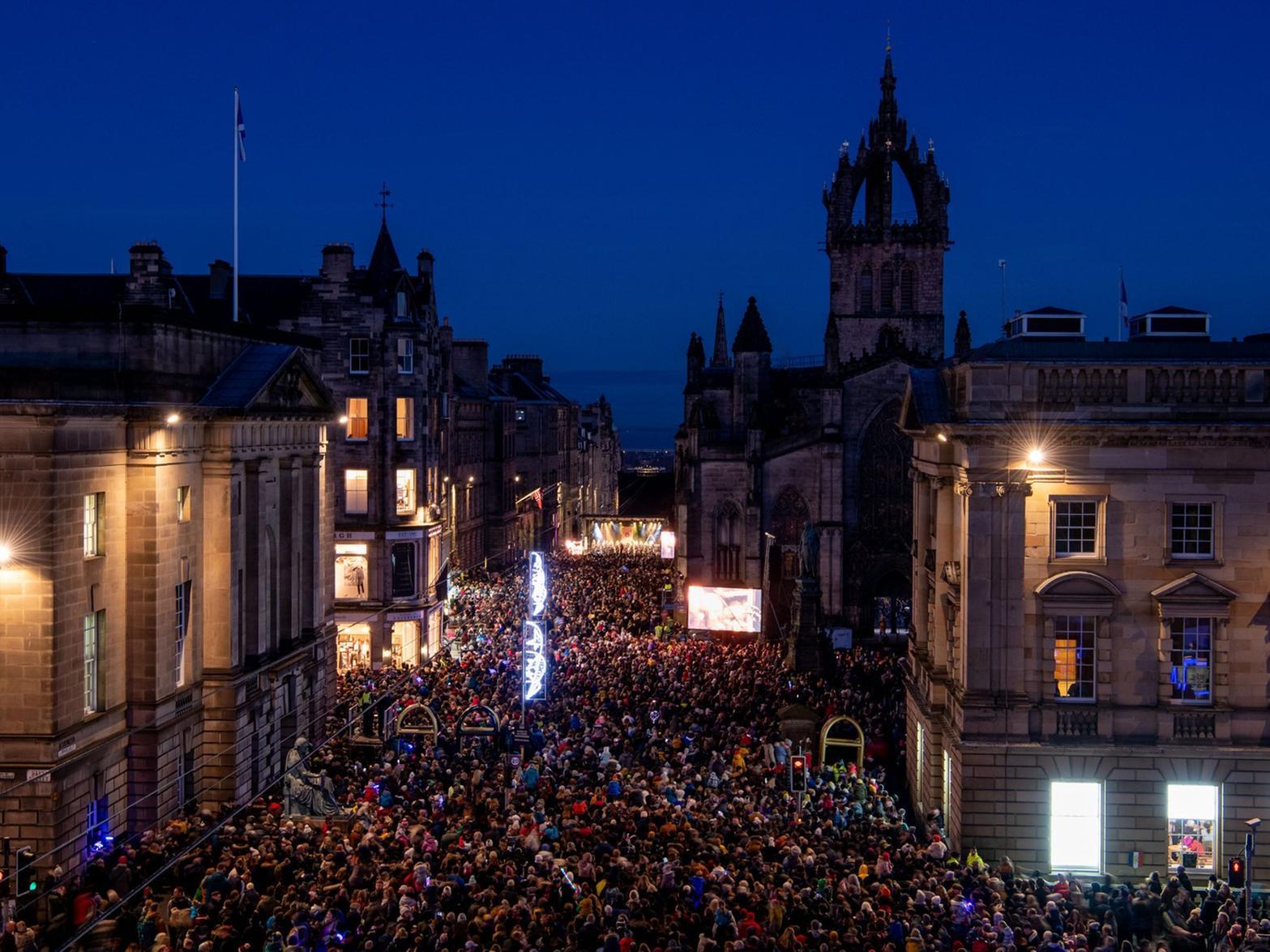 As the darkness began to blanket Scotland's Capital, the show stepped up a gear, with a light spectacular and the introduction of a 'flying' Santa