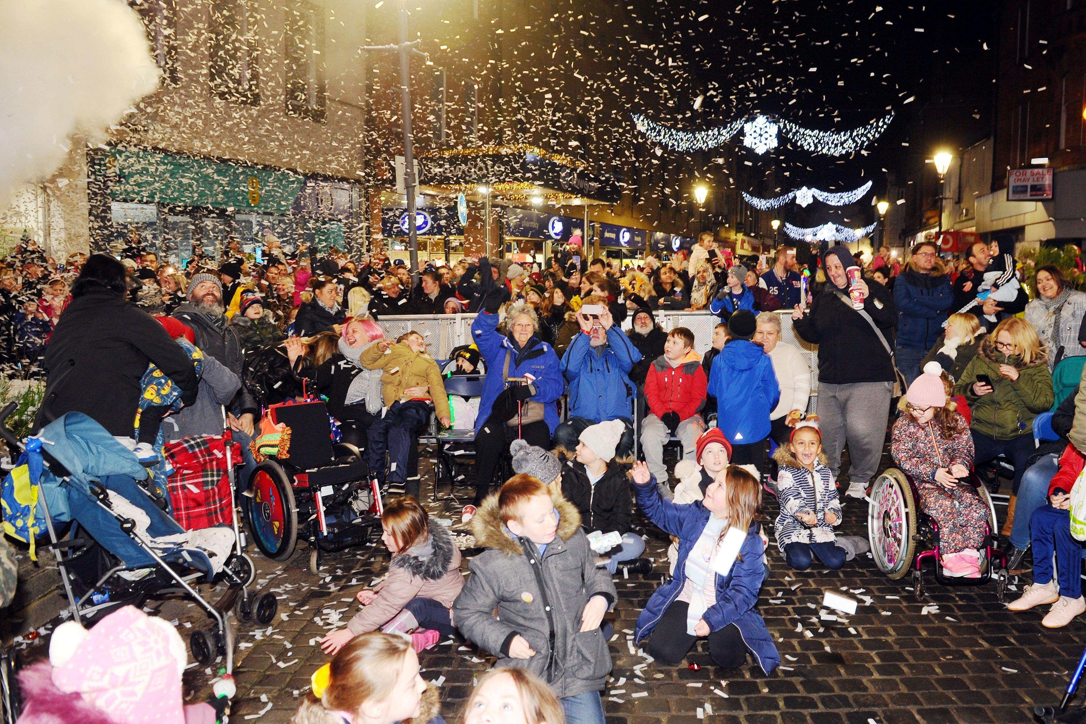 Falkirk Christmas lights switch on 2019. Picture by Michael Gillen.