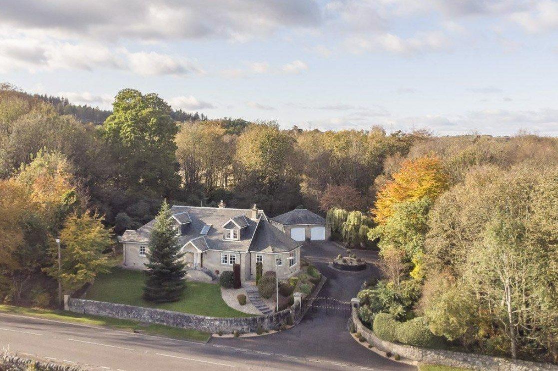 Offers over £720,000. More details at https://www.zoopla.co.uk/for-sale/details/53213537?search_identifier=6a856ba437d6a2980733b44c11265674