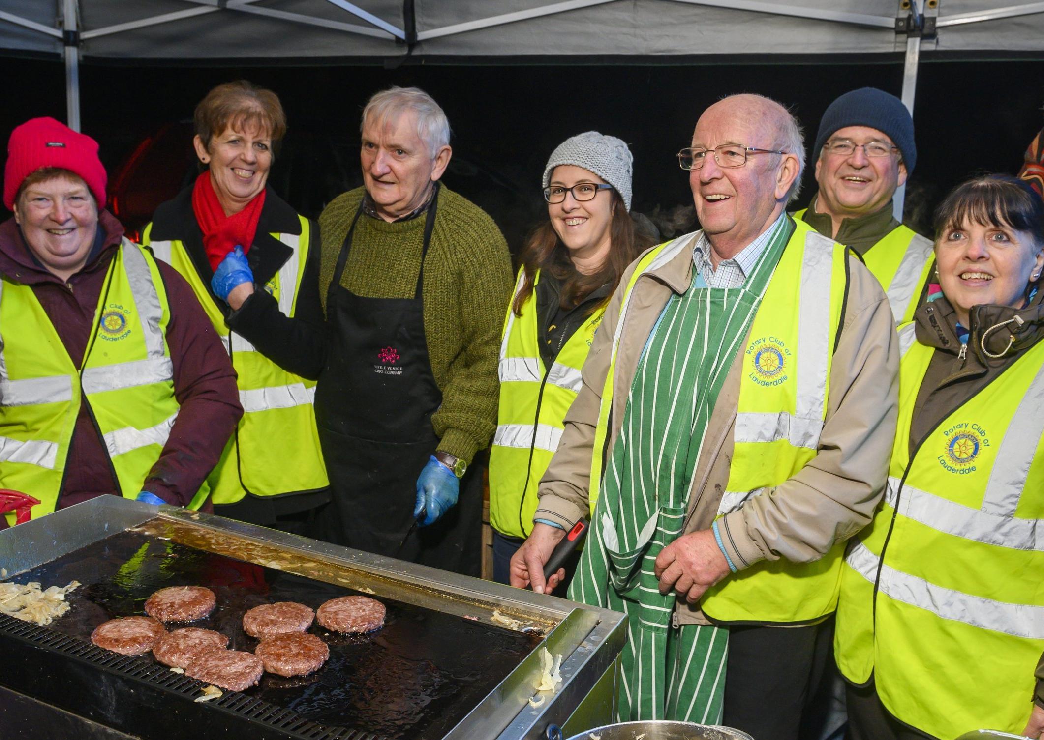 Lauder fireworks display 2019

Lauder Rotary members doing the serving up food and drinks on the night

Pic Phil Wilkinson 
info@philspix.com