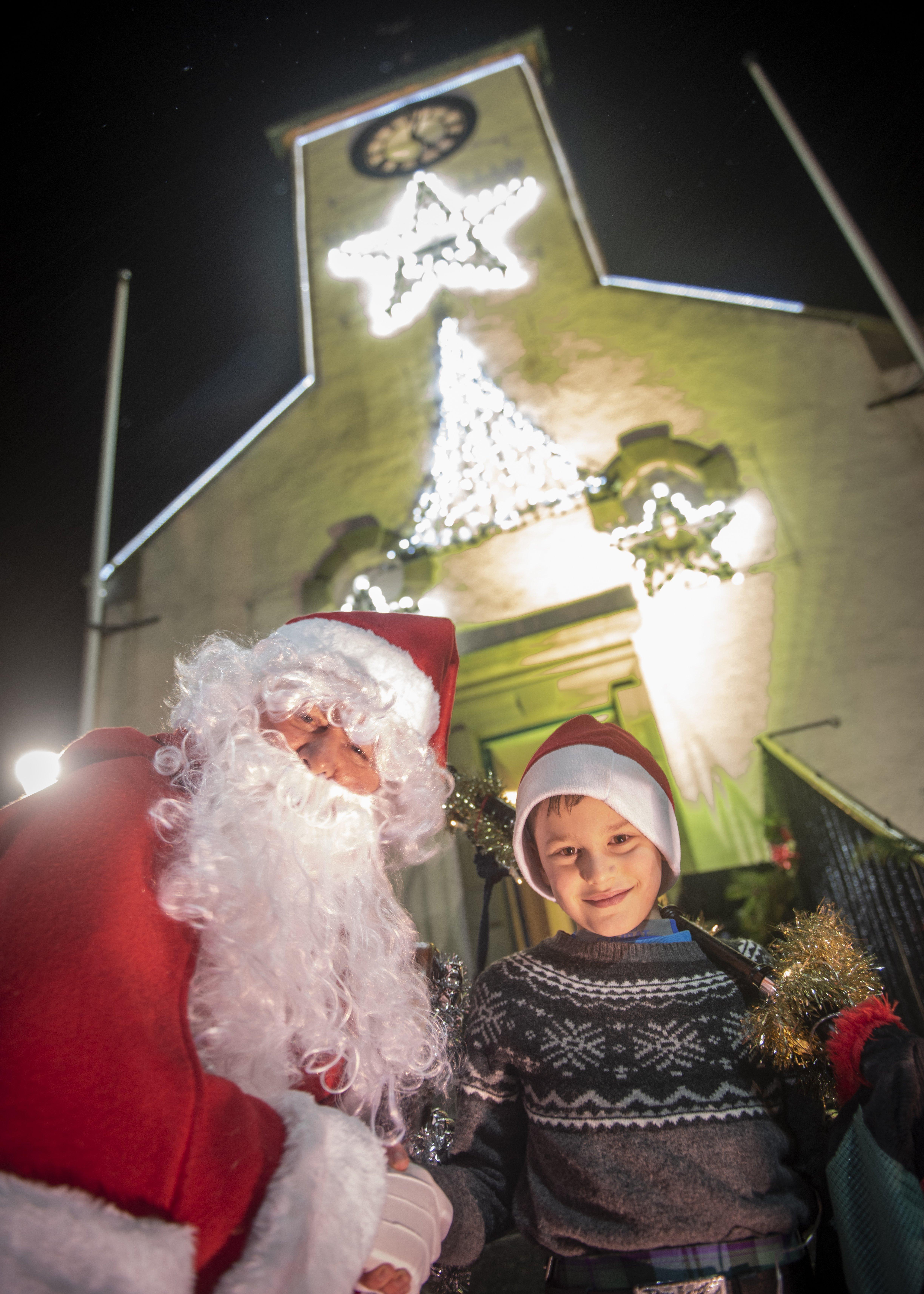 Piper Gabriel Potts pictured with Santa at Lauder's 2019 Christmas lights switch-on.