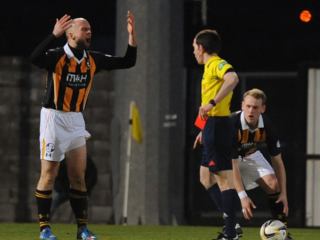 East Fife ended the year with a 5-1 loss to rivals Arbroath and saw Ross Campbell sent off.