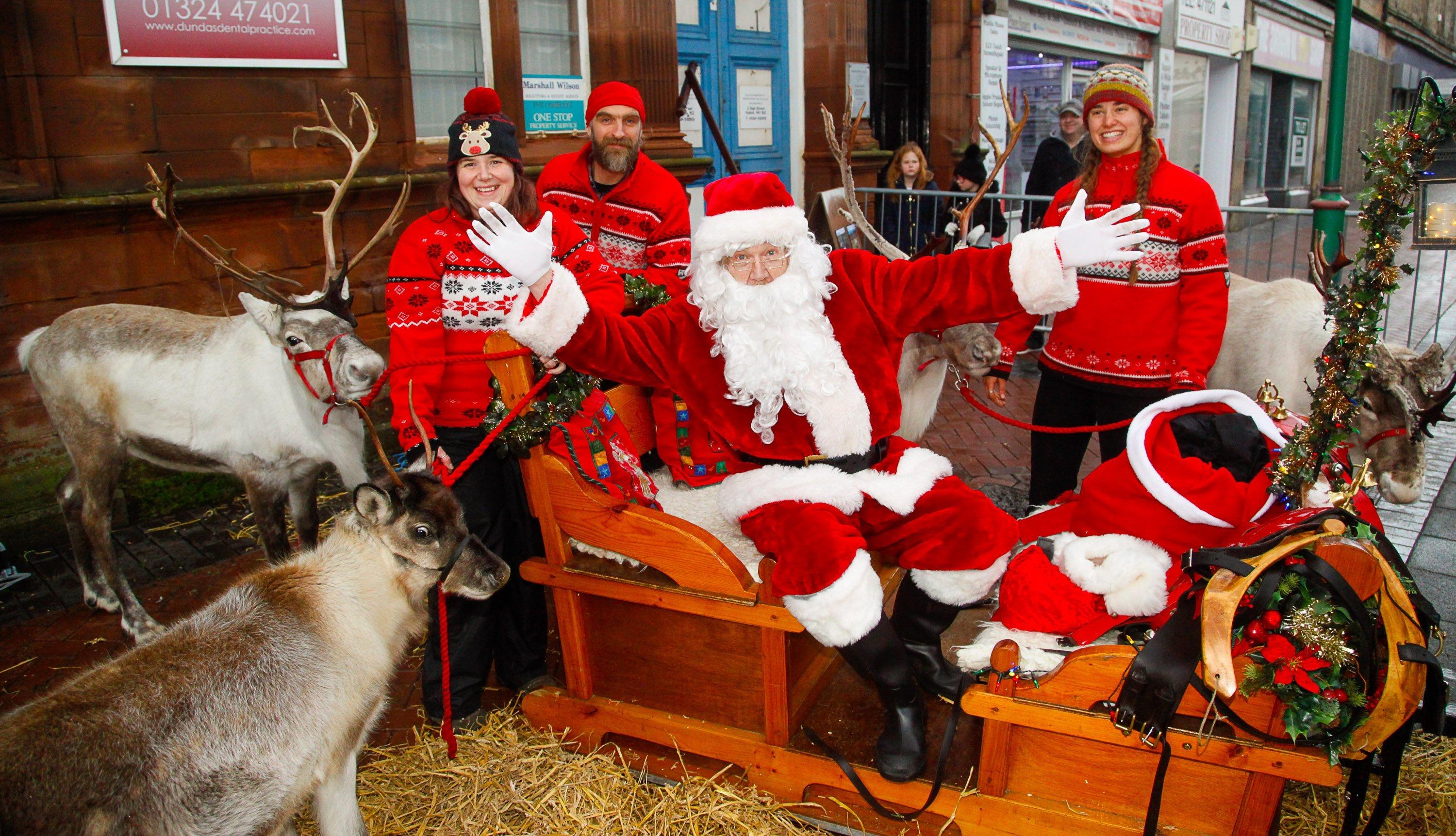 Grangemouth Reindeer and Santa Parade on Saturday, November 23. Picture by Scott Louden.