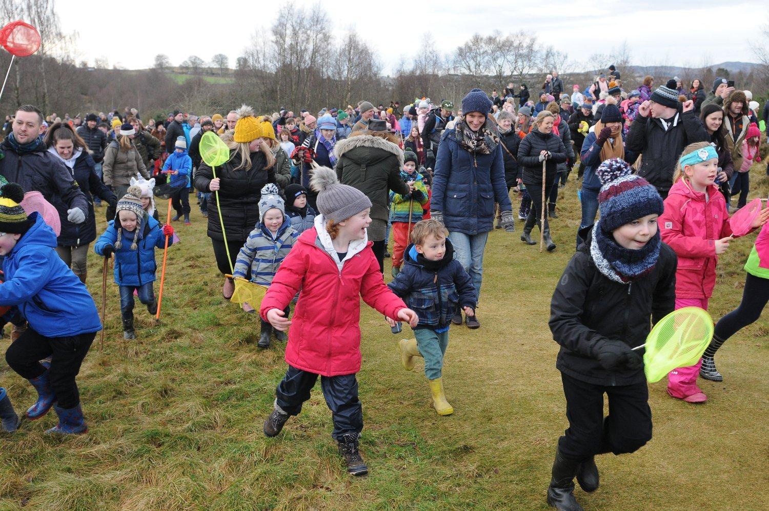 The Great Selkirk Haggis Hunt gets under way on Sunday morning when 567 people climbed Selkirk hill