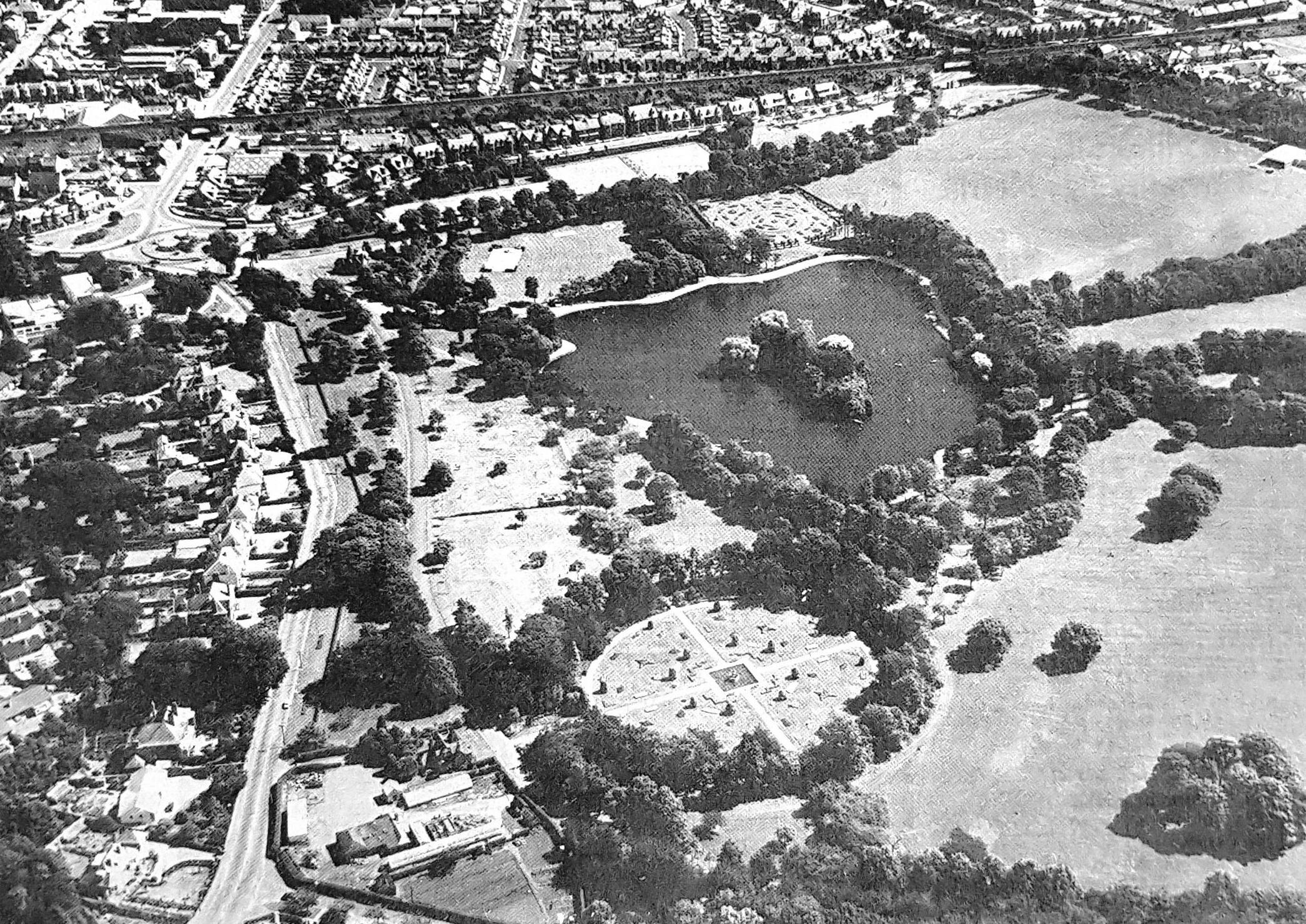 Another view of Beveridge Park with the boating pond prominent.