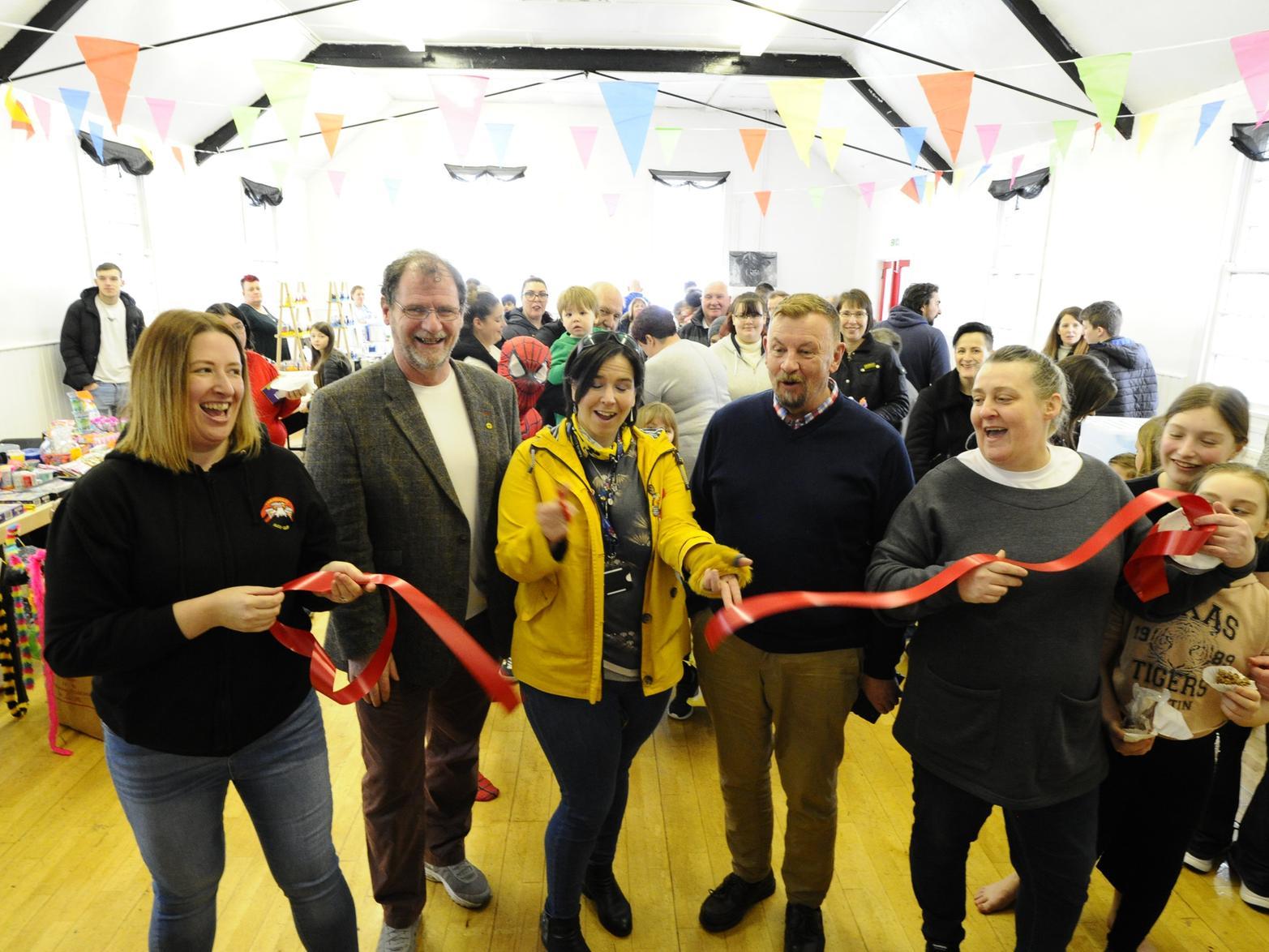 Bothkennar Activity Centre - Opening by Cllr Laura Murtagh.
