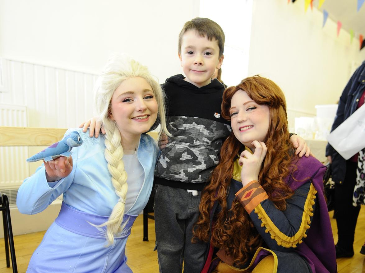 Bothkennar Activity Centre - Stephen Rowan with ladies from Fairytale Court Parties.