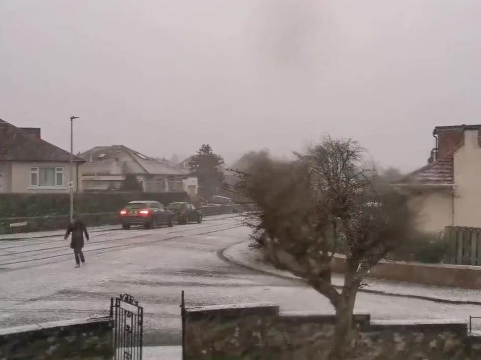 Snow fell in Buckstone, Edinburgh on Monday morning. Pic: Councillor Scott Arthur/twitter.
