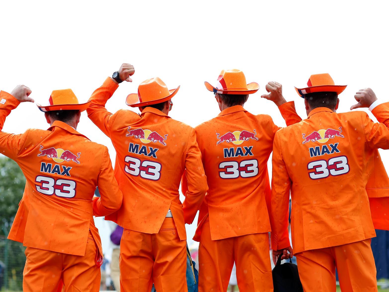 Dutch fans always support their sports stars in force, and in colour. At the Austrian Grand Prix, the orange army began to become more prominent in support of their new men.