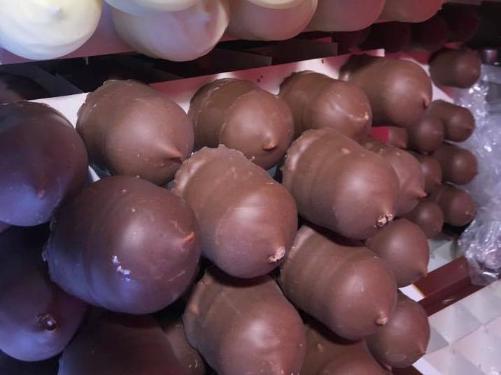 Chocolate kisses and hundreds of other sweet treats will line the markets stalls. Picture: Portsmouth Christmas Market