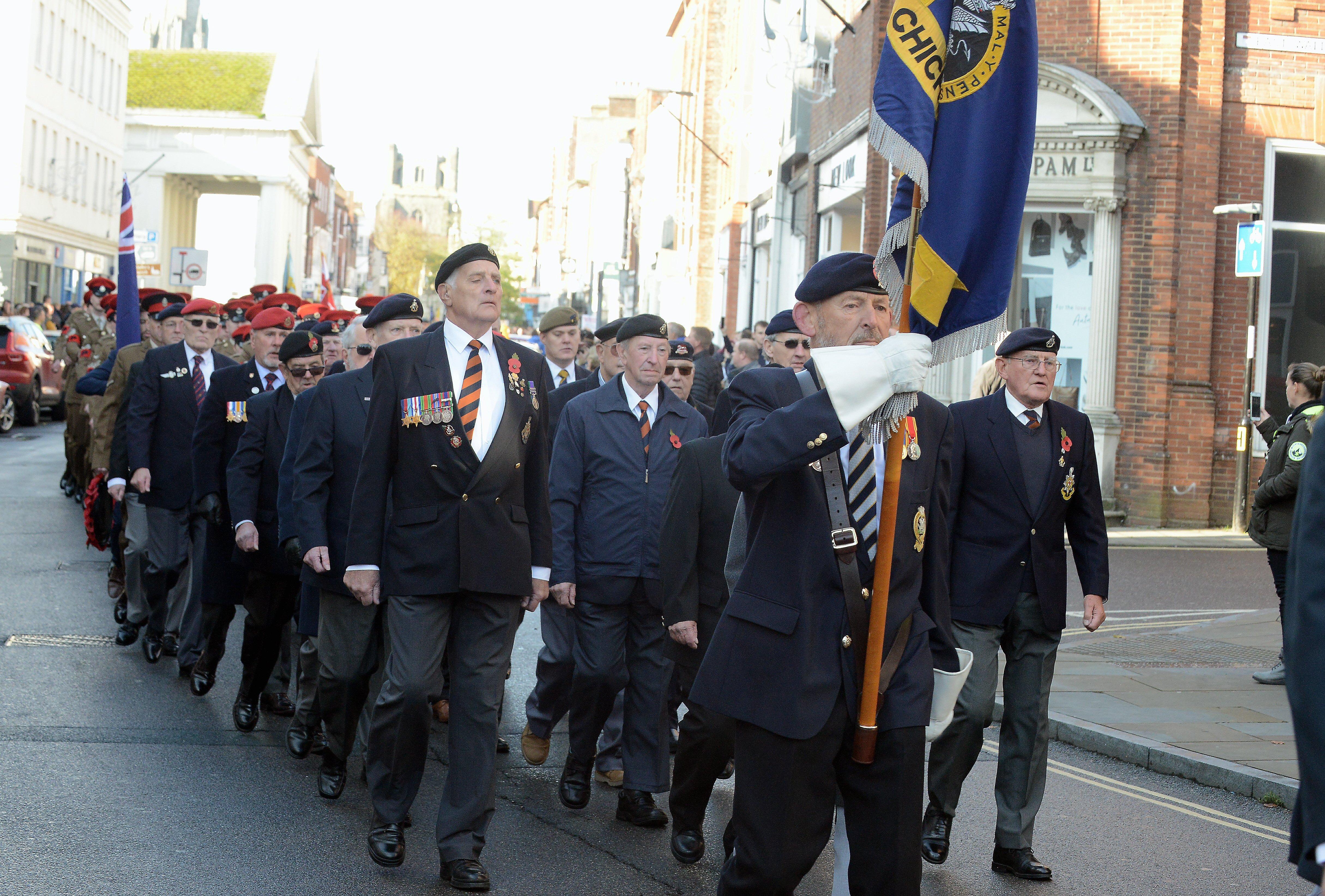 ks190610-6 Chichester Remembrance phot kate SUS-191011-195917008