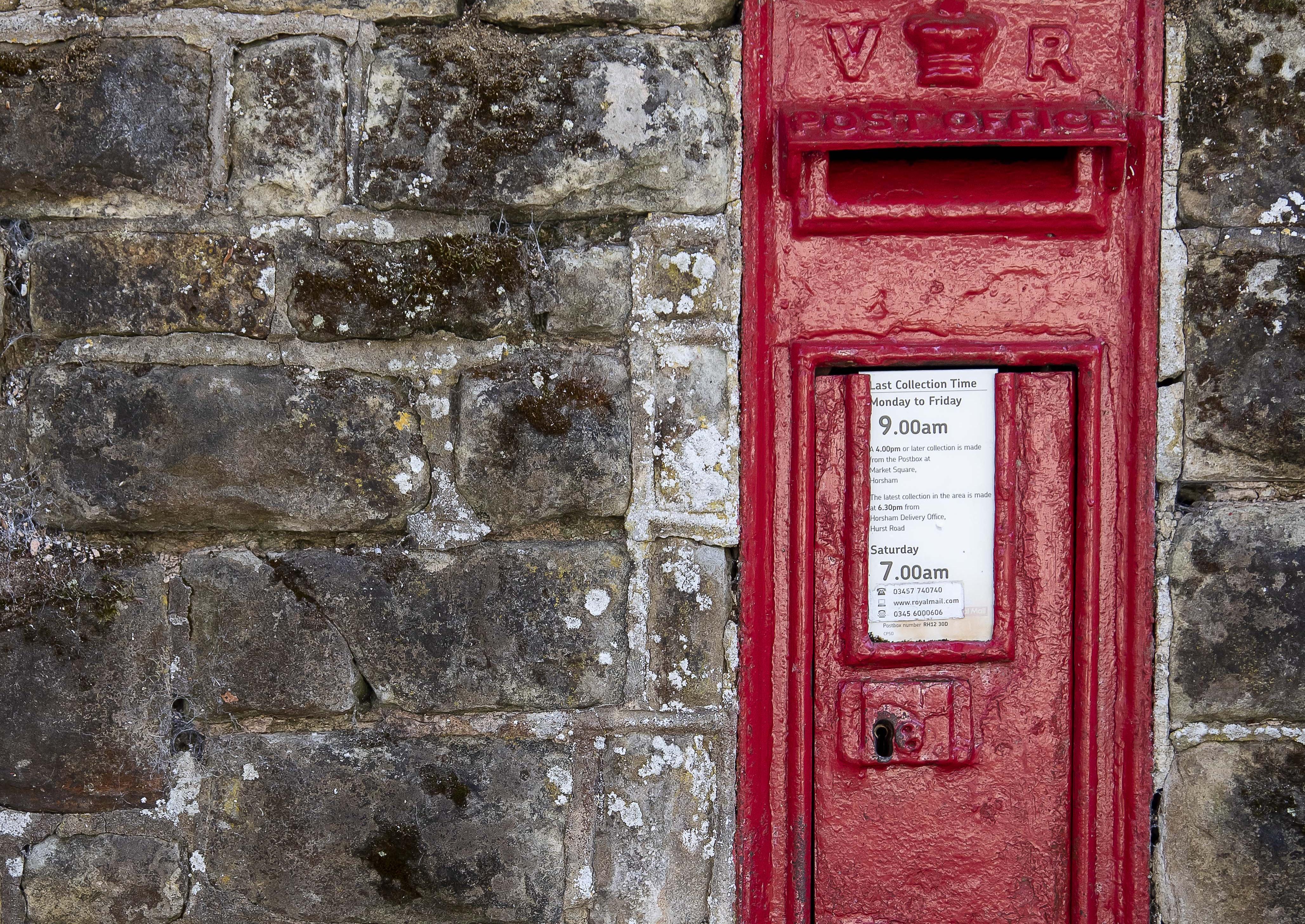 Victoria Postbox - Liz Barber