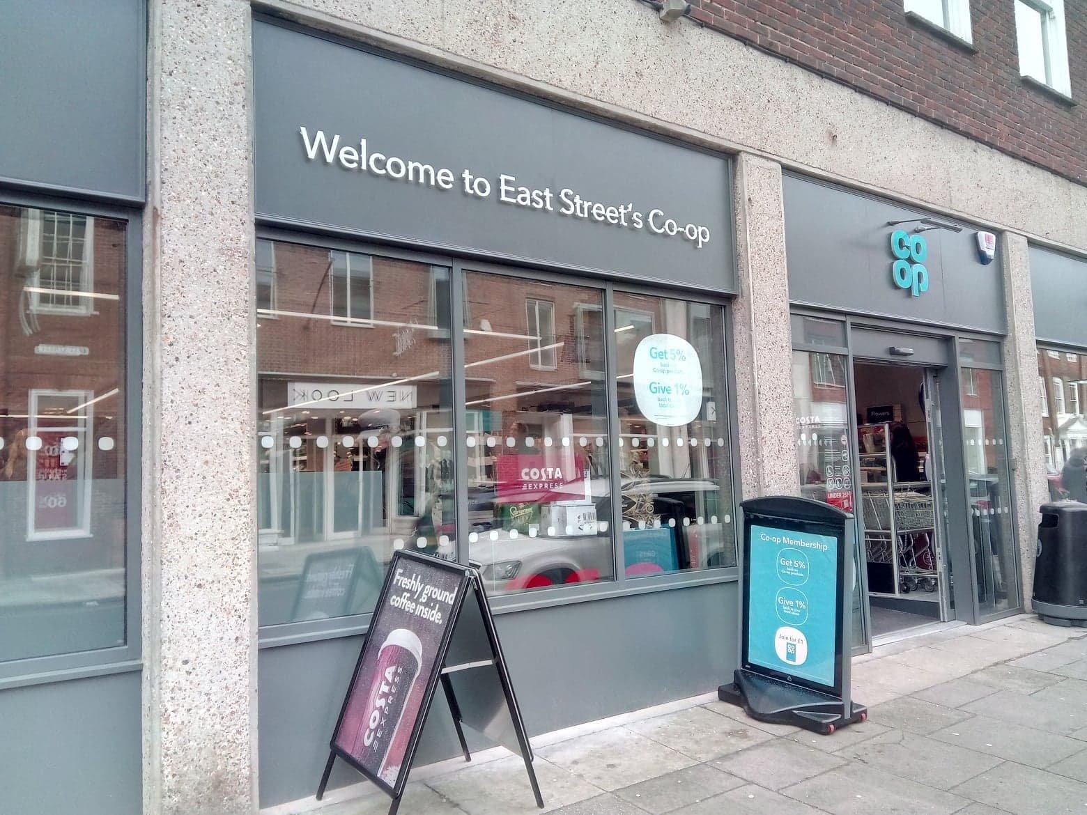 Co-op, the latest addition to Chichester's East Street, opened it's doors today (Friday, November 15) SUS-191115-141255001