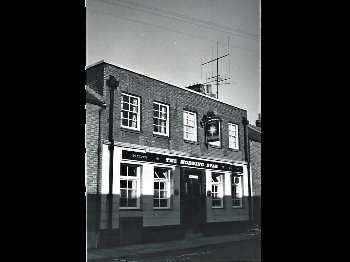 Another fondly remembered pub that disappeared in 1974. Legends say it had two entrances so husbands could nip out the back when irate wives came searching for them.