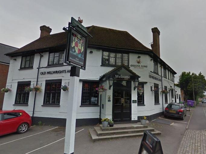 This Aylesbury pub dishes up a fine selection of real ales, craft beers and tasty food, with Sunday lunch served every week from 12-4pm, and four-legged pubs are welcomed inside. Rating: 4.5/5