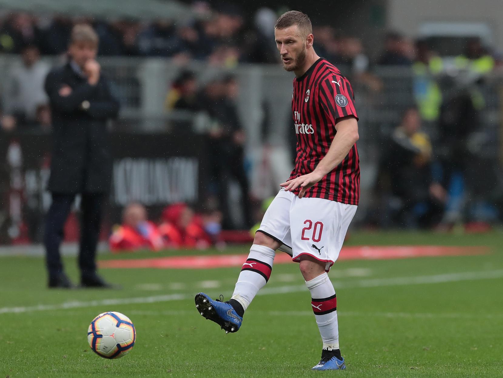 The 33-year-old right back is a free agent having left Italian giants AC Milan.