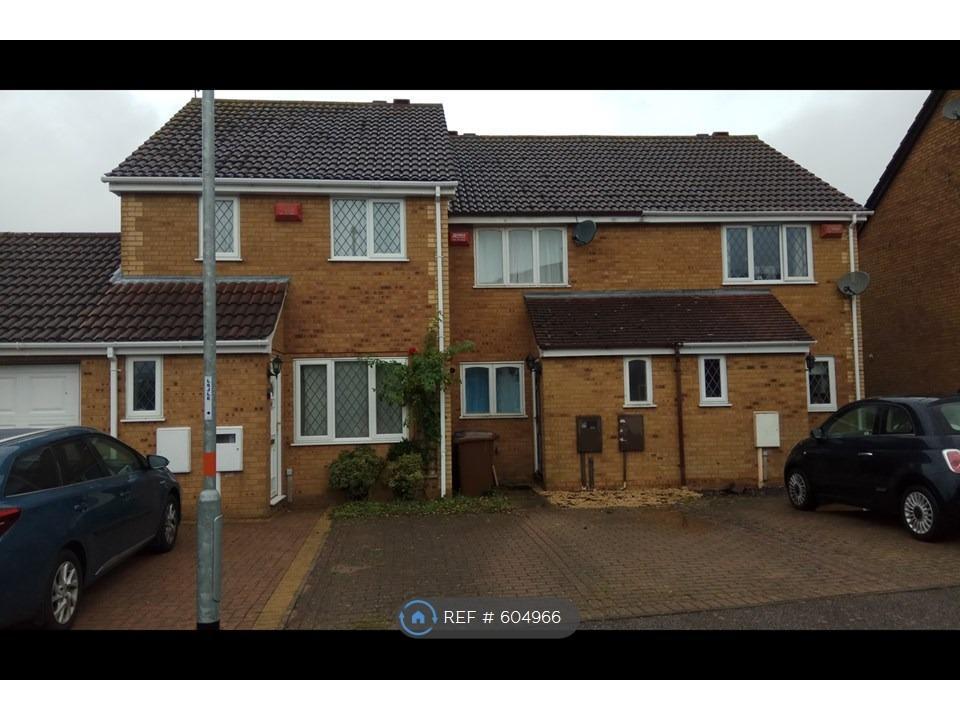 Two bed terraced house. 725 pcm.