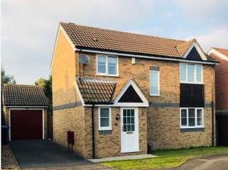 Three bed detached house. 995 pcm.
