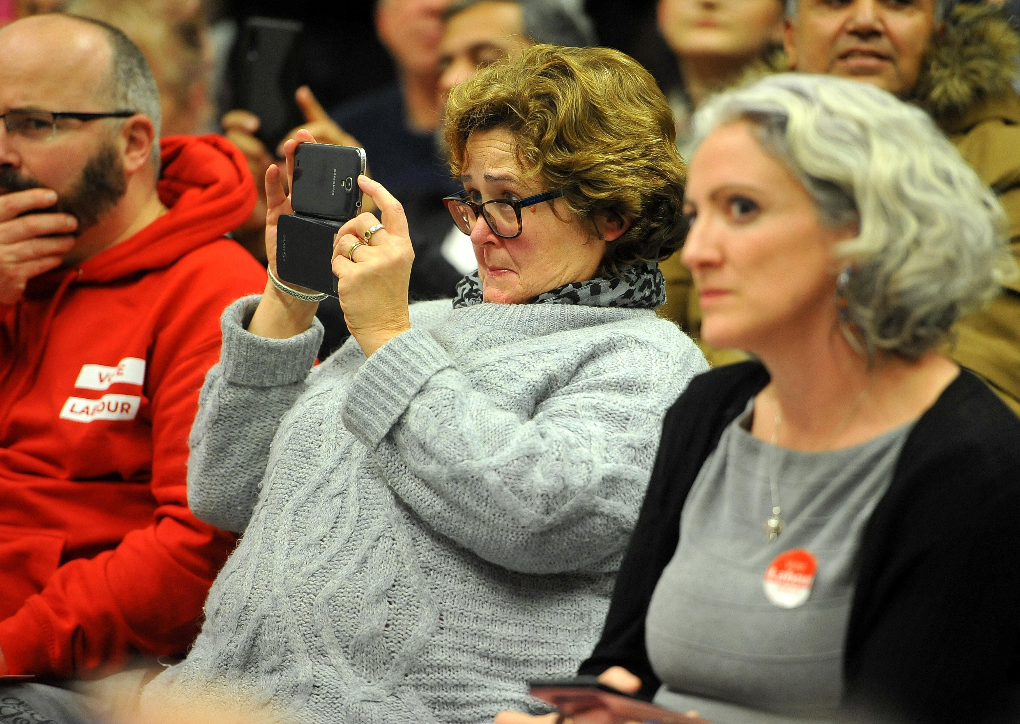 Hugh Grant visits a Crawley Labour Party supporters gathering. Pic Steve Robards SR07121901 SUS-190812-105706001