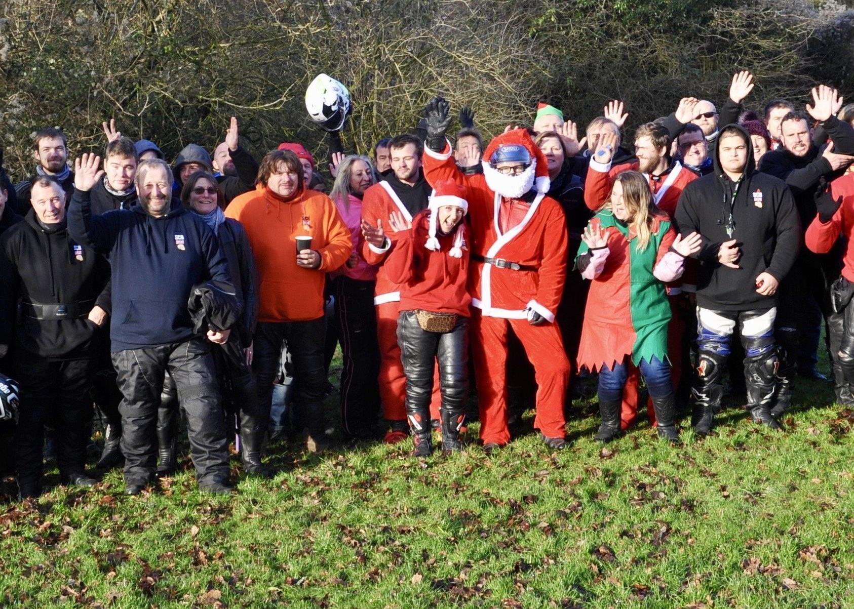South Coast Bikers ride out to deliver presents to Chestnut Tree House children's hospice – SG141219
