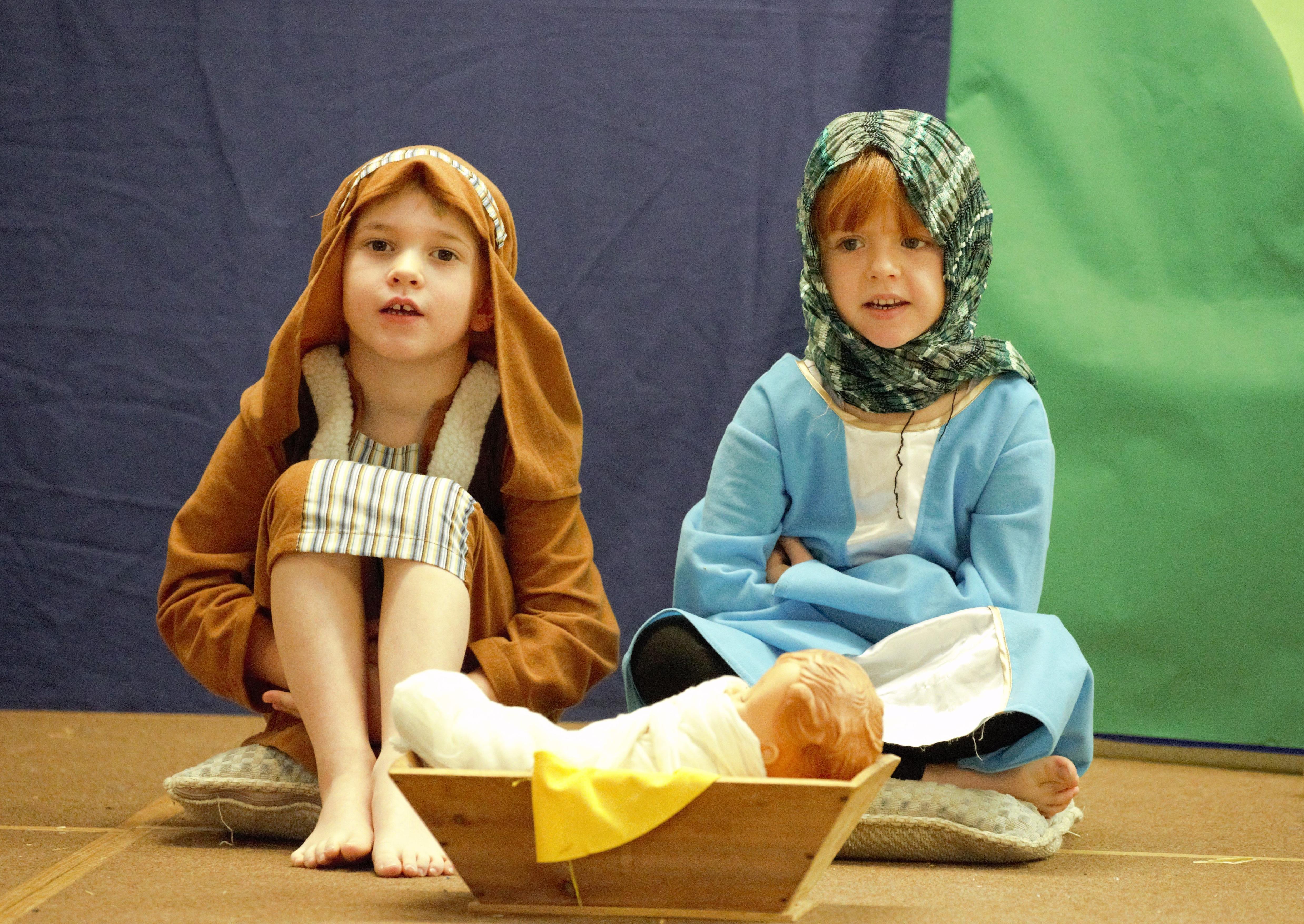 Bury CE Primary School - Children performing in this year's nativity SUS-191216-151520001