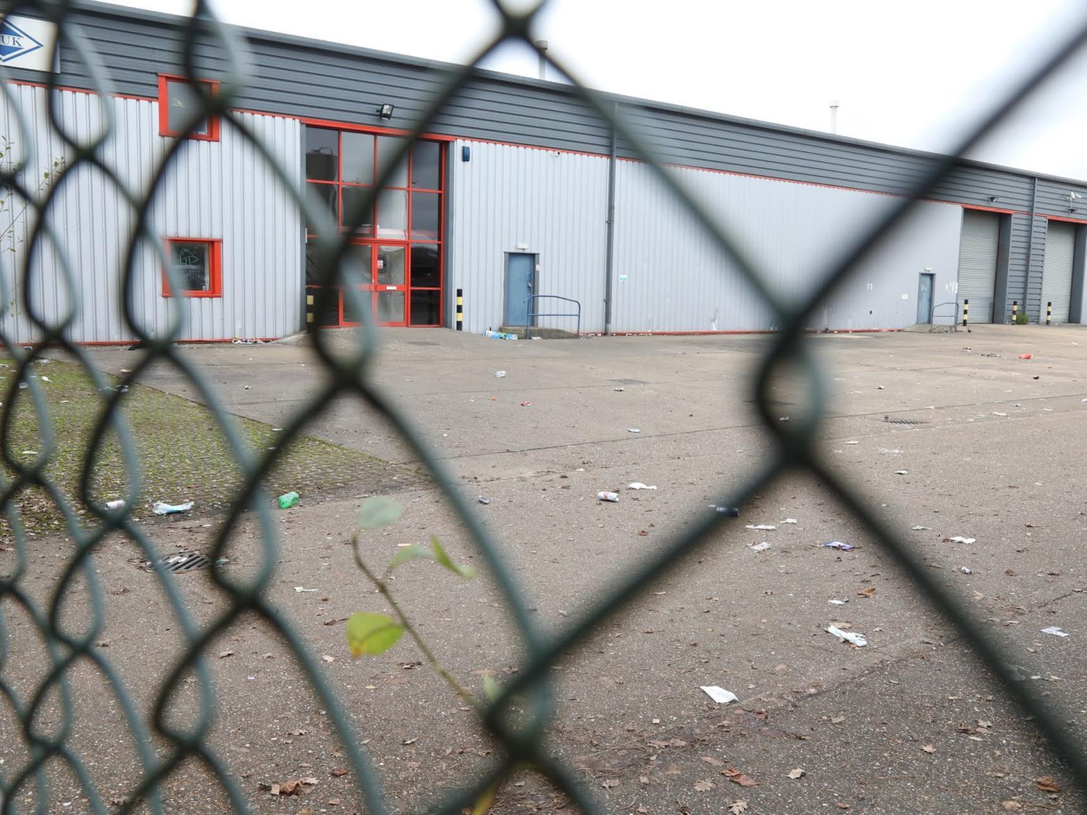 Illegal Corby rave sees 1,000 revellers at industrial unit