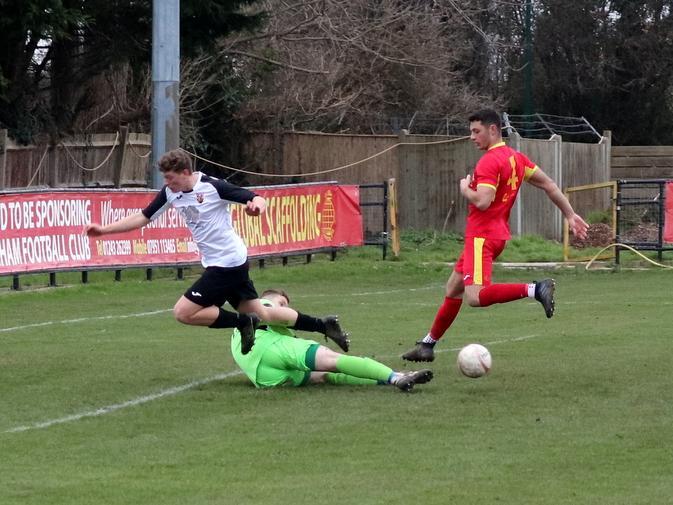 Pagham take on Newhaven at Nyetimber Lane / Picture: Roger Smith