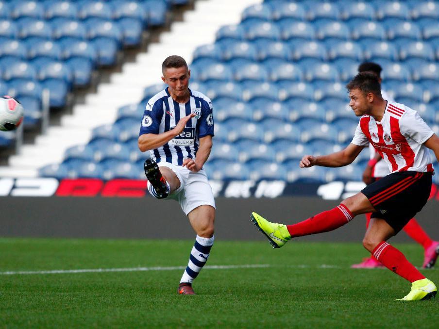 Leicester City, Everton, Southampton and Bournemouth have all been monitoring Sunderlandcentre-back Brandon Taylor and are considering a move. (TEAMTalk)