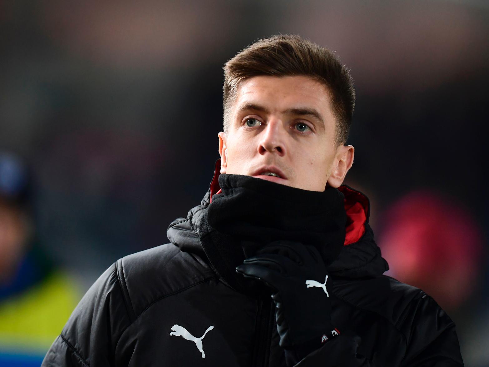 Spurs' bagged exciting wingerSteven Bergwijn today, but they're still chasing a striker to replace the injured Harry Kane. AC Milan strikerKrzysztof Piatek and Chelsea's Olivier Giroud are on Jose Mourinho's radar.