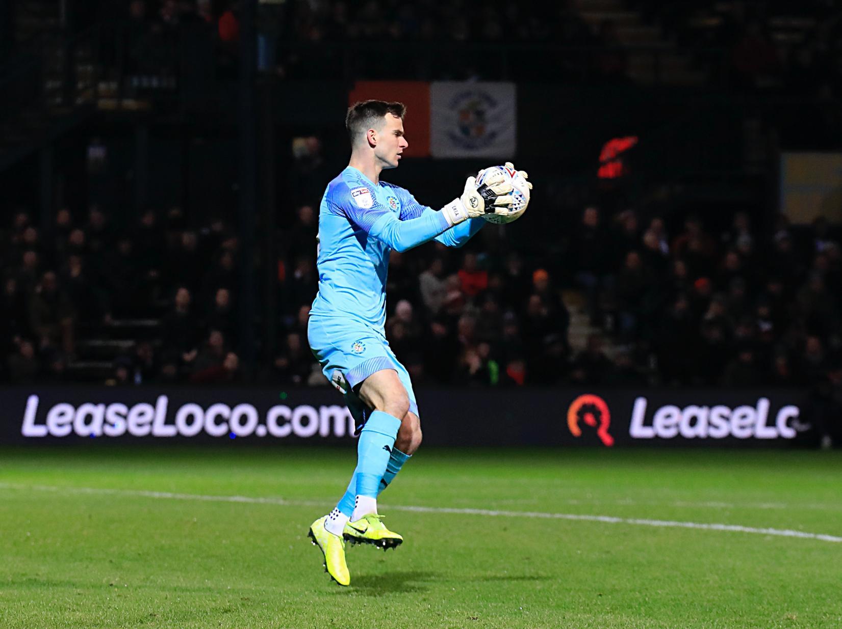 Finally got the clean sheet his recent performances have deserved. Didnt have much to do, but was a vocal presence throughout, alert to parry from Harris and then bravely commanded his area too.