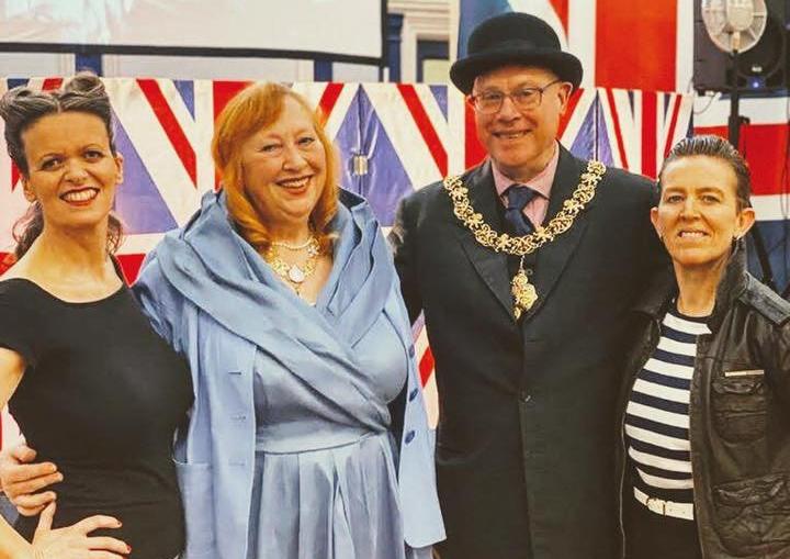 Lewes' mayor and mayoress attended the tea dance 3LWwAFaY-Cy_Mr95wdlb